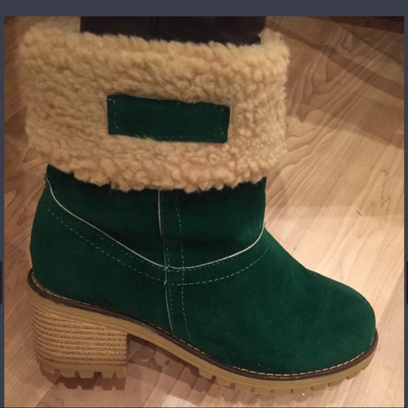 Winter plush warm women’s boots - Picture 2 of 3